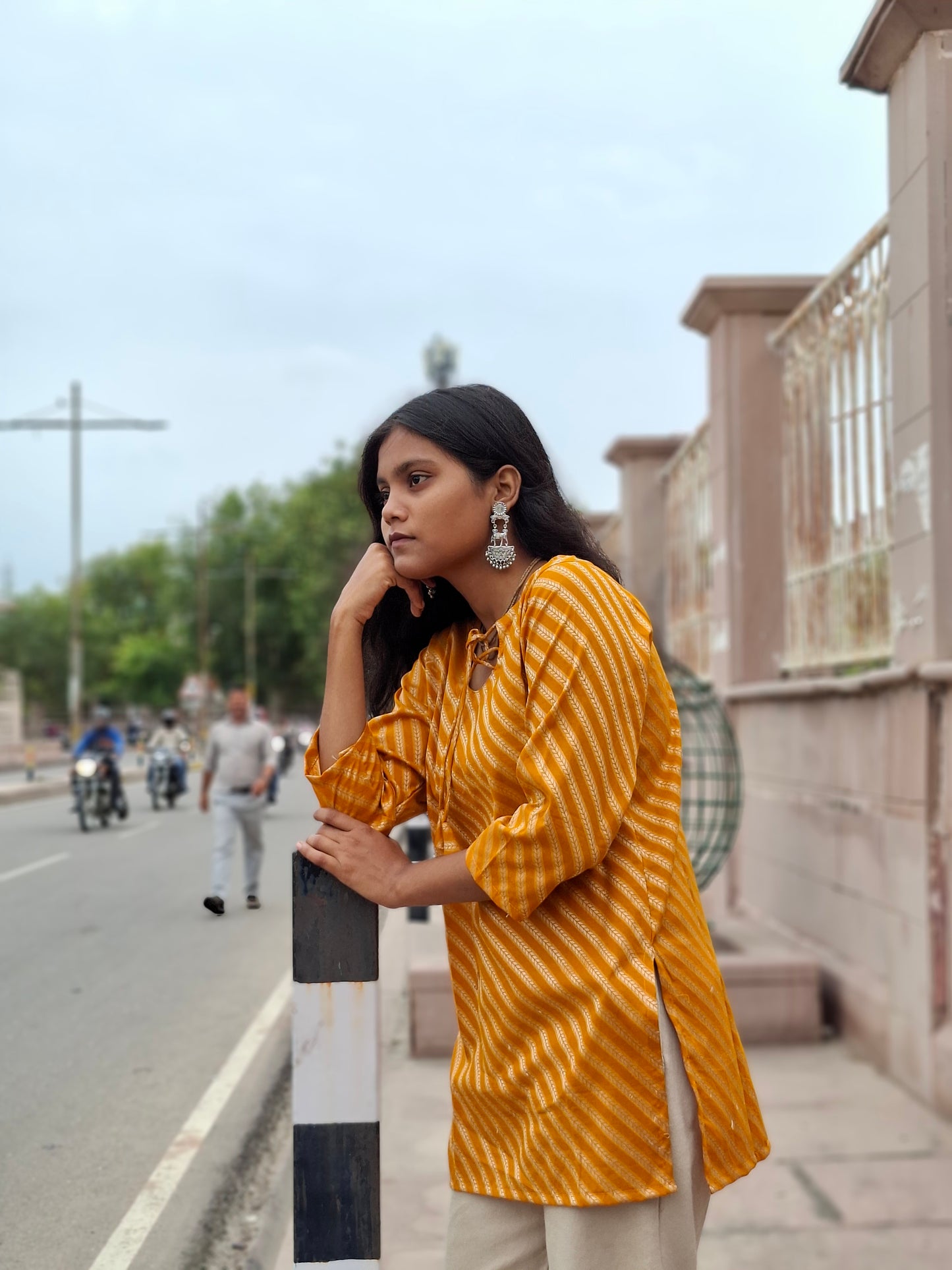 Laheriya Mustard Yellow Printed Cotton Keyhole Neck Kurti